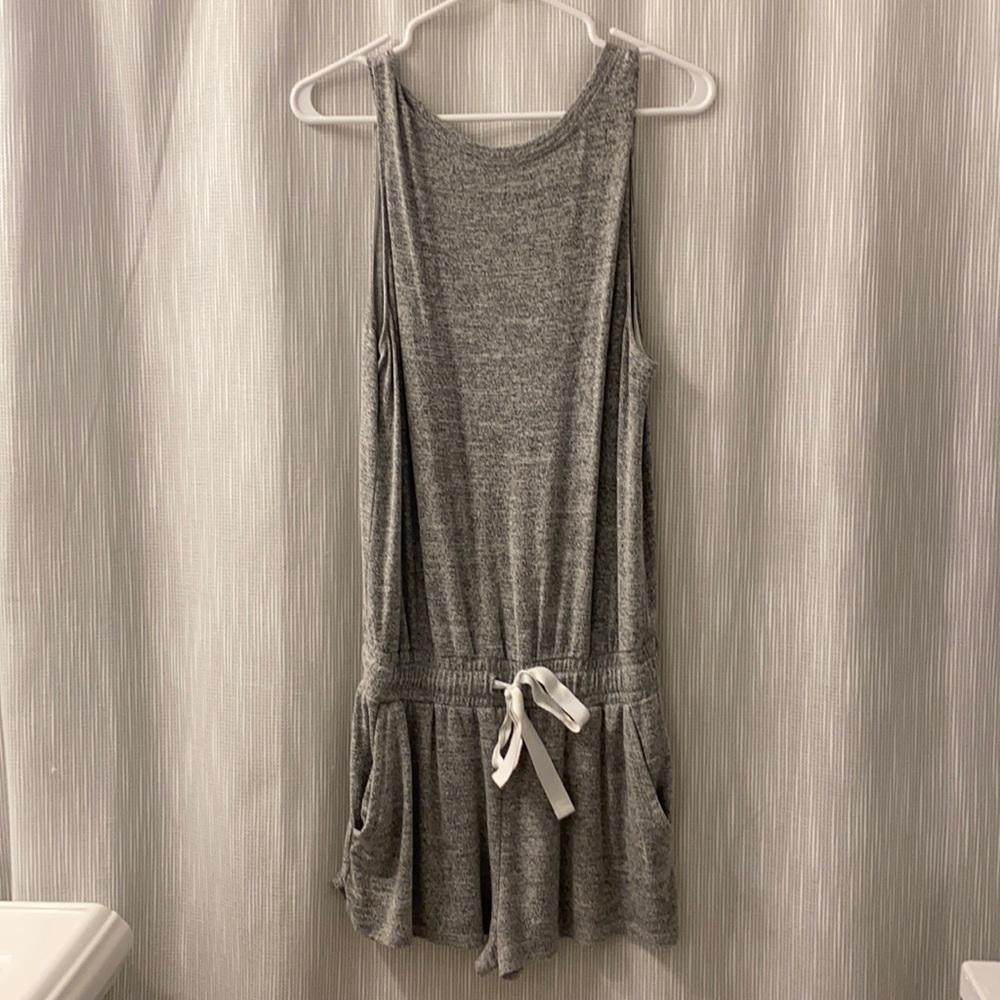 Aritizia Wilfred Free Sweat Romper (Size S)